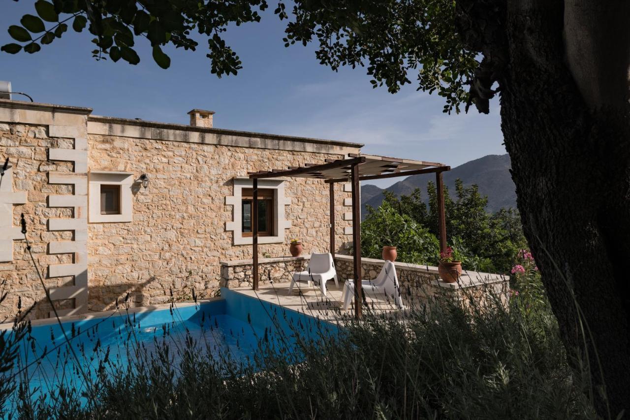 Koules Estate, With Private Pools & Bbq - Embracing Nature, By Thinkvilla Argouli Extérieur photo