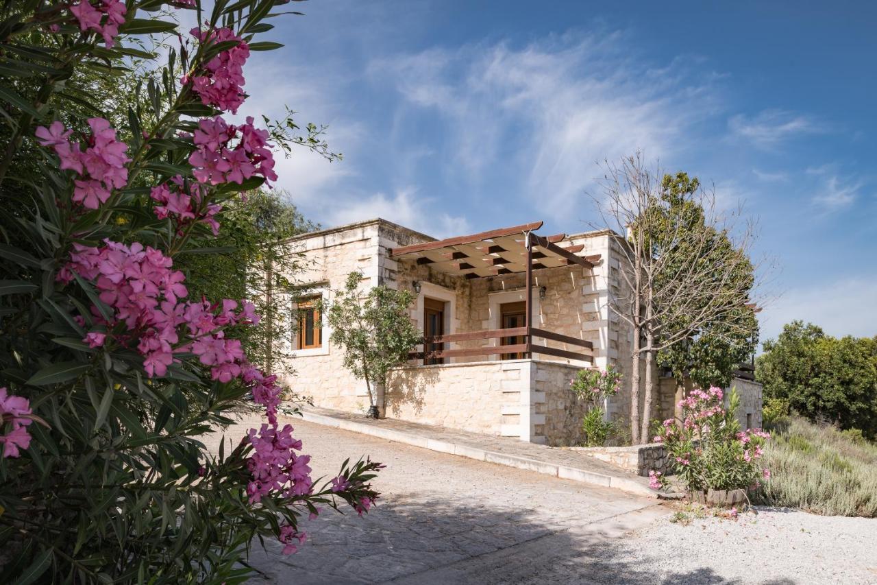 Koules Estate, With Private Pools & Bbq - Embracing Nature, By Thinkvilla Argouli Extérieur photo