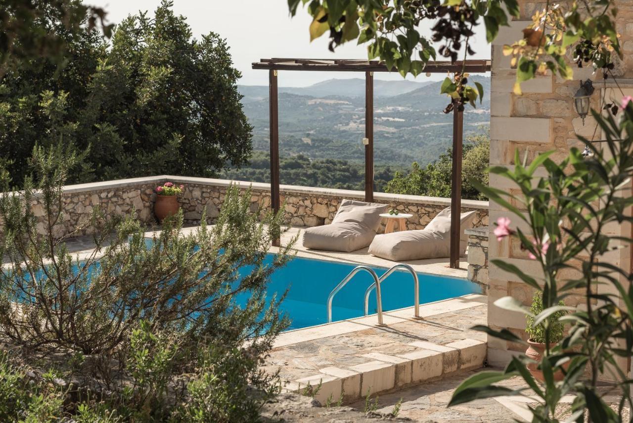 Koules Estate, With Private Pools & Bbq - Embracing Nature, By Thinkvilla Argouli Extérieur photo