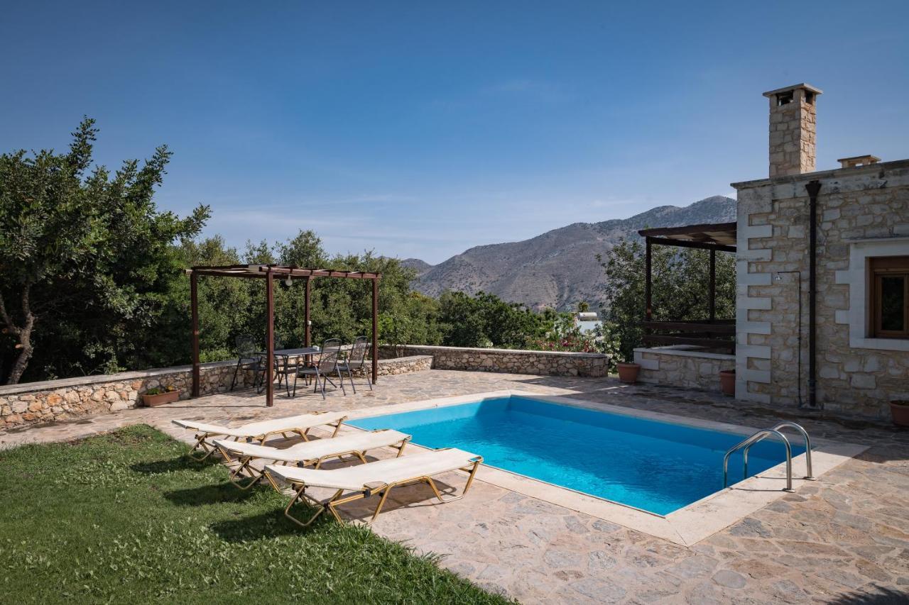 Koules Estate, With Private Pools & Bbq - Embracing Nature, By Thinkvilla Argouli Extérieur photo