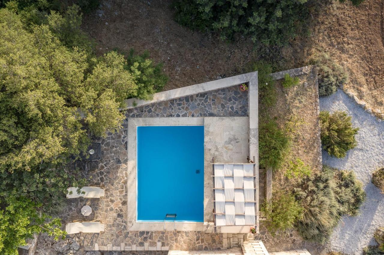 Koules Estate, With Private Pools & Bbq - Embracing Nature, By Thinkvilla Argouli Extérieur photo