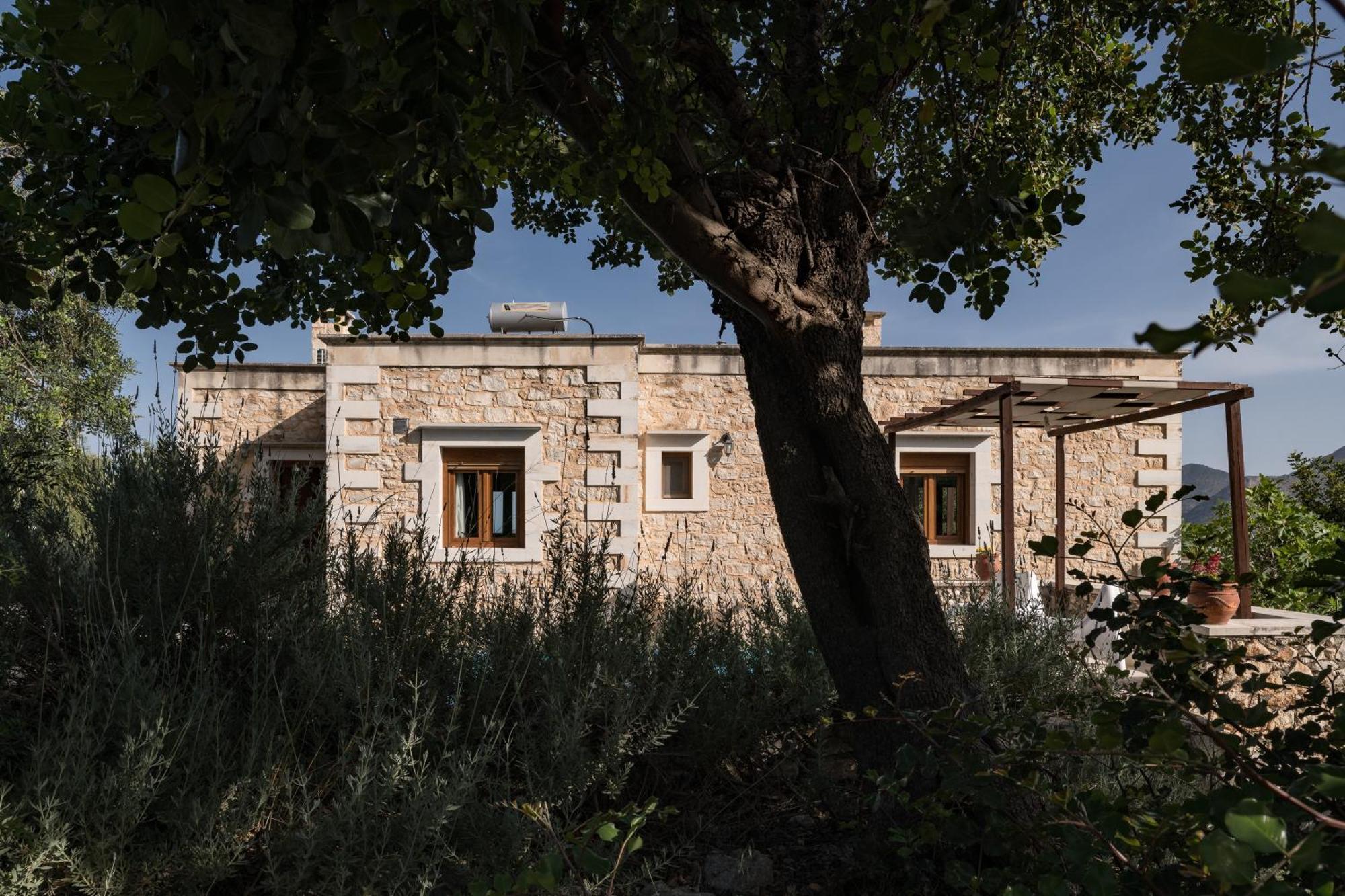 Koules Estate, With Private Pools & Bbq - Embracing Nature, By Thinkvilla Argouli Chambre photo