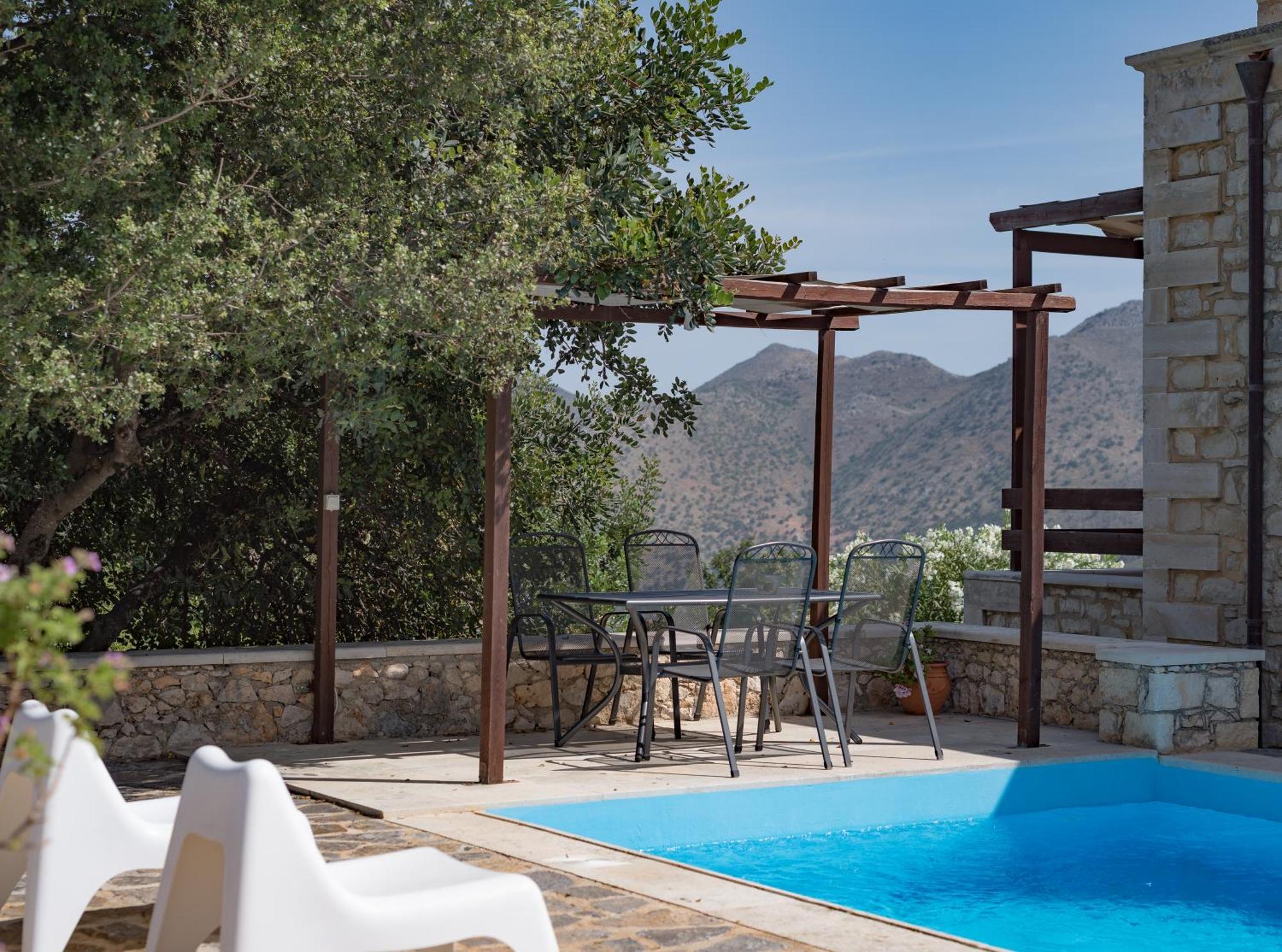 Koules Estate, With Private Pools & Bbq - Embracing Nature, By Thinkvilla Argouli Chambre photo
