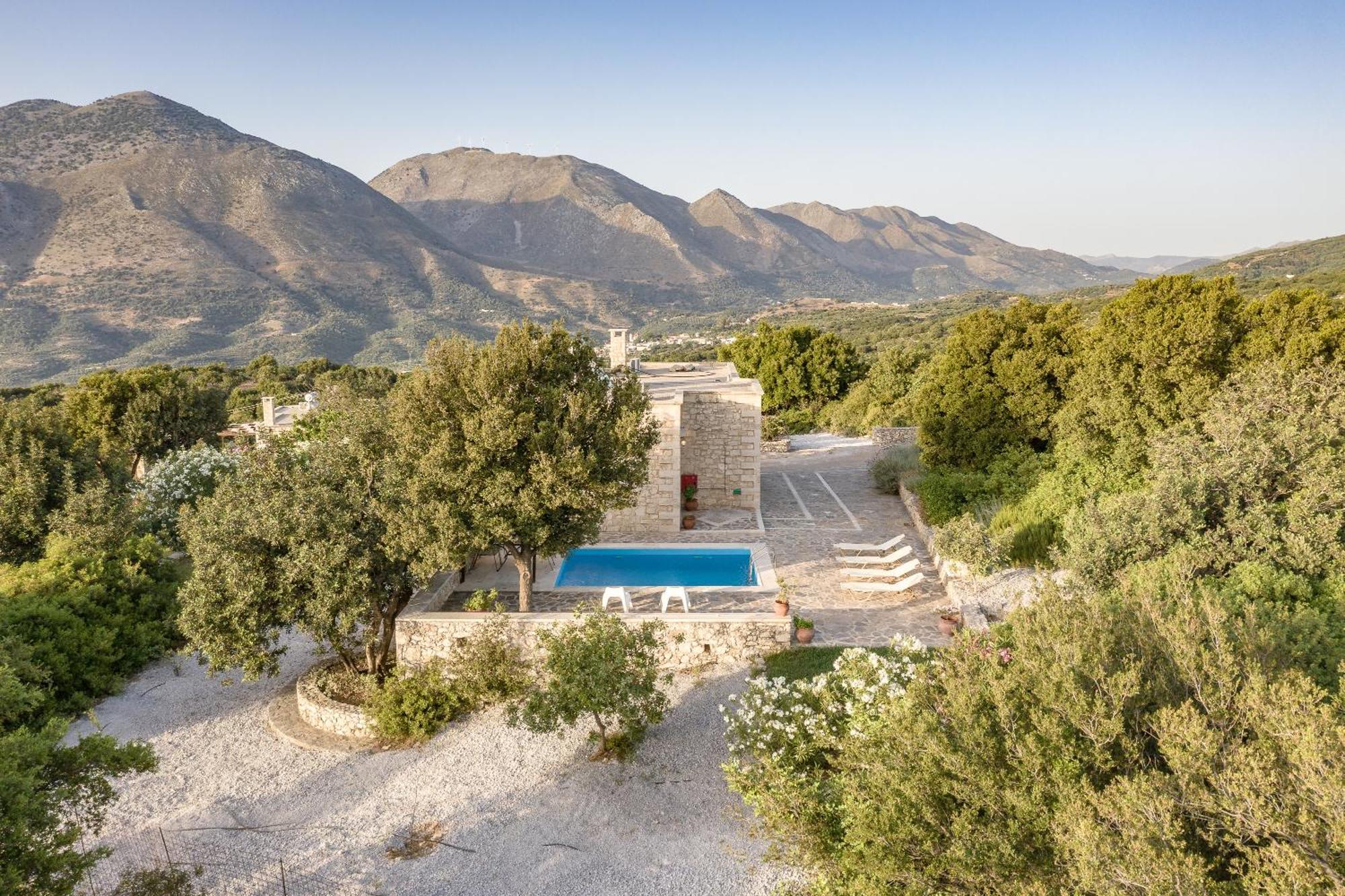 Koules Estate, With Private Pools & Bbq - Embracing Nature, By Thinkvilla Argouli Chambre photo